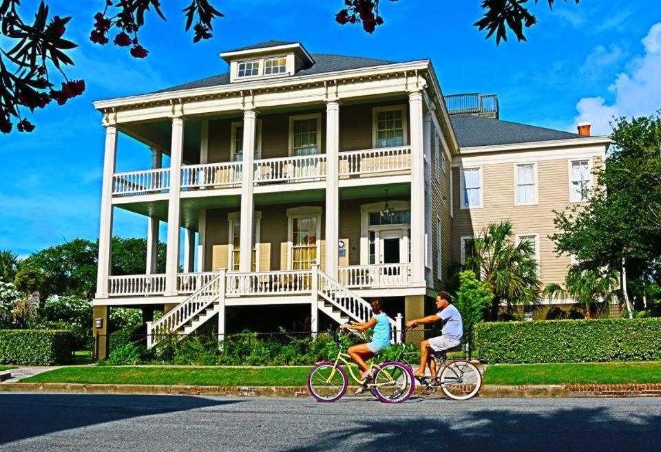 The Lasker Inn Galveston Bagian luar foto