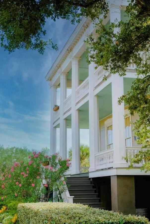 The Lasker Inn Galveston Bagian luar foto